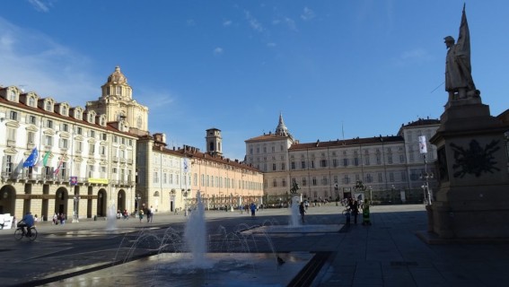Piazze del Piemonte: exposición itinerante en el Stadio italiano
